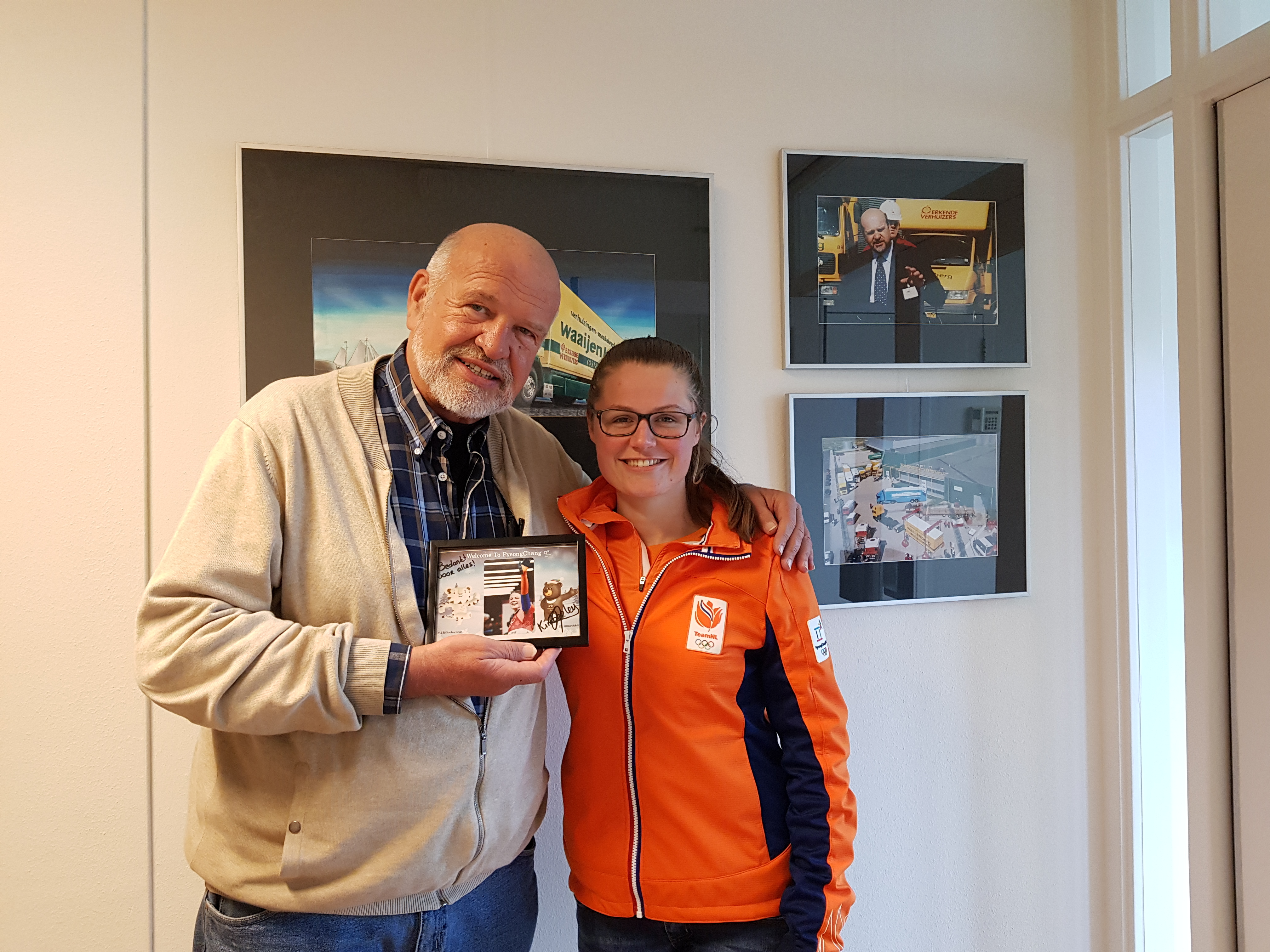 Mondial Waaijenberg Verhuizers Sponsor van skeleton atlete Kimberley Bos